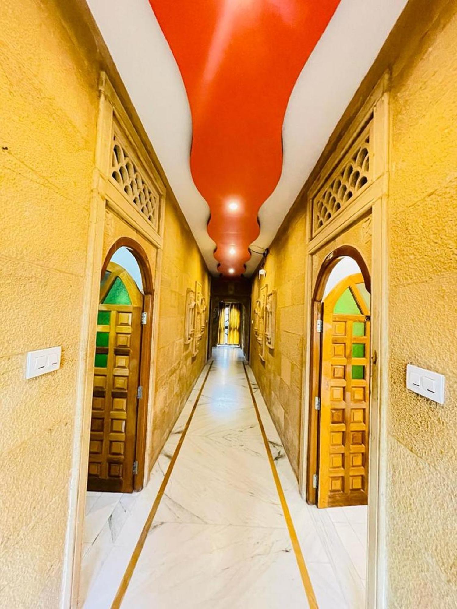 Hotel Amazing ไจซัลเมอร์ ภายนอก รูปภาพ